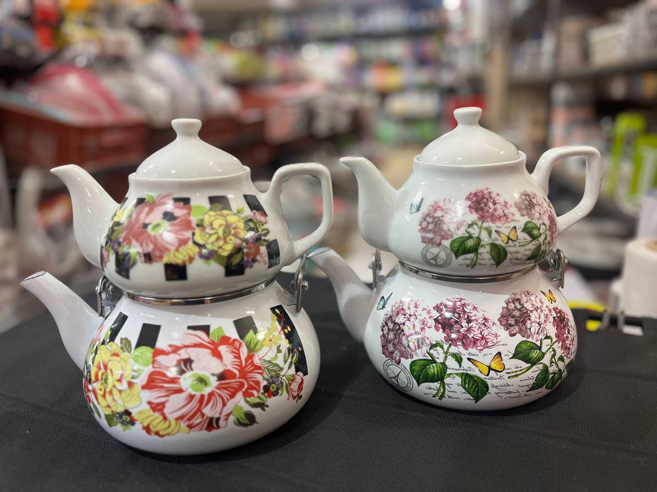 ست کتری و قوری لعابی لومی‌ لِند ۲.۵ لیتری طرح گلدار